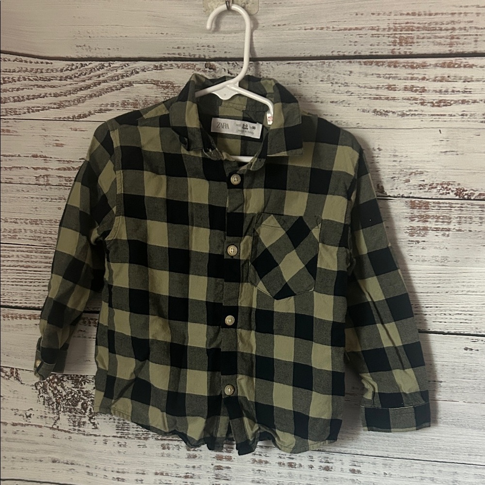 Zara Kids green and Black Plaid Button-Down Shirt size 2-3
